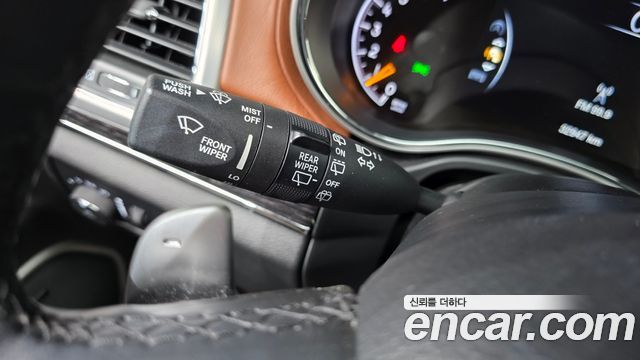 Jeep Cherokee 2021 — photo 31