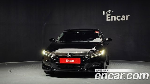 Honda Accord 2018 — photo 3