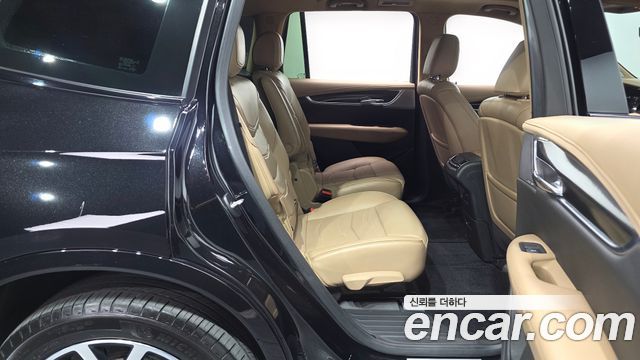 Cadillac XT6 2021 — photo 17