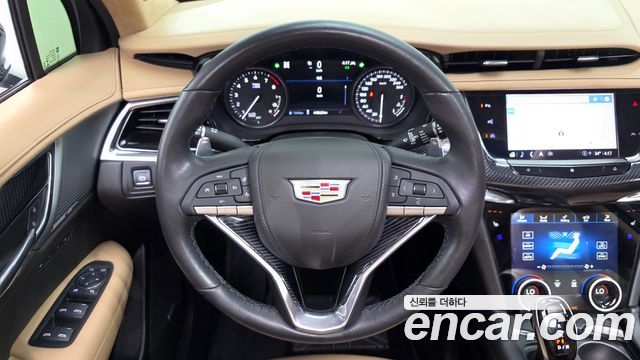 Cadillac XT6 2021 — photo 20