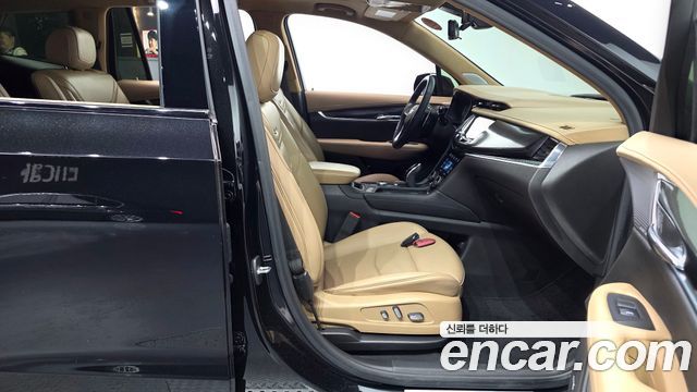 Cadillac XT6 2021 — photo 16