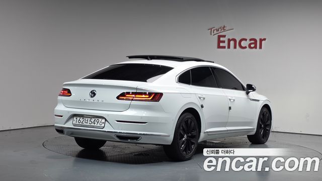 Volkswagen Arteon 2019 — photo 2