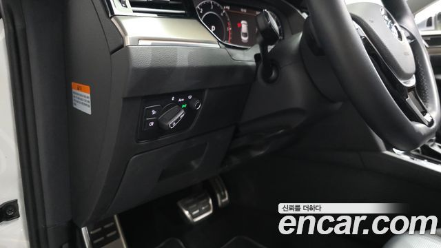 Volkswagen Arteon 2019 — photo 27
