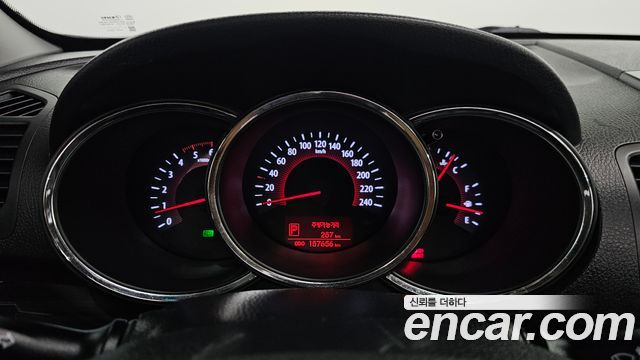 Kia Sorento 2012 — photo 8