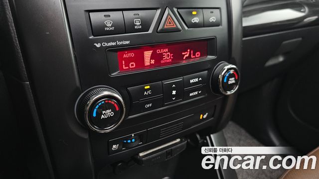 Kia Sorento 2012 — photo 17