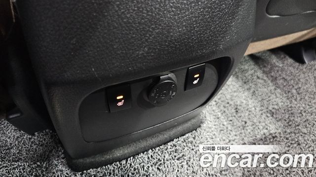 Kia Sorento 2012 — photo 18