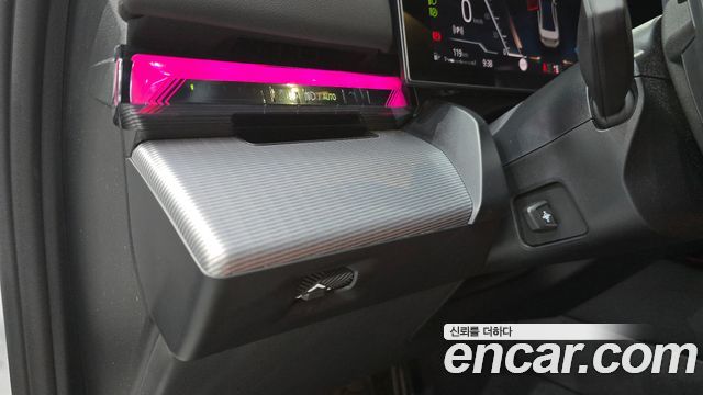 BMW 5-Series 2025 — photo 27