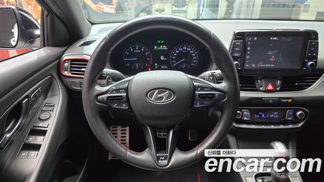 Hyundai i30 2020 — photo 19
