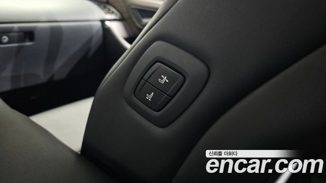 Toyota Alphard 2024 — photo 34