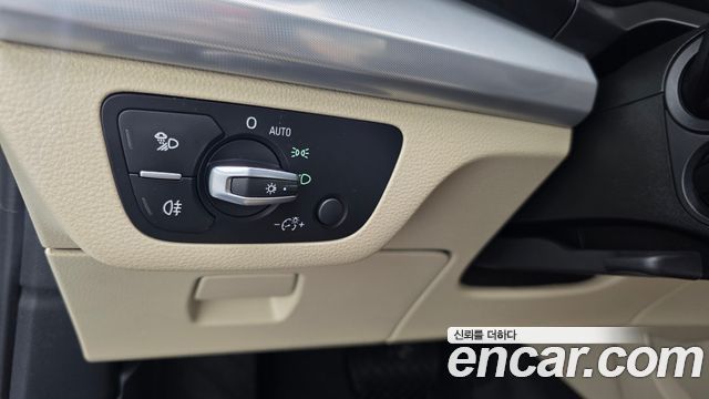 Audi Q5 2022 — photo 27