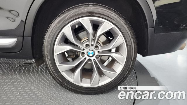 BMW X4 2015 — photo 7