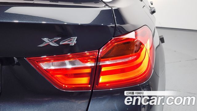 BMW X4 2015 — photo 9