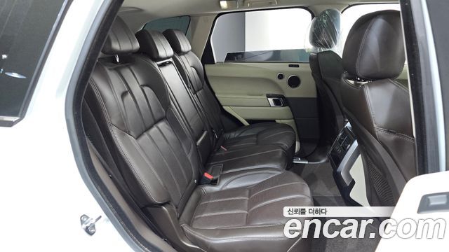 Land Rover Range Rover Sport 2016 — photo 11