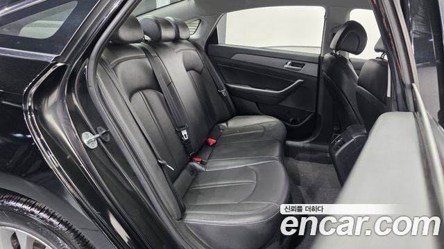 Hyundai Sonata 2016 — photo 12