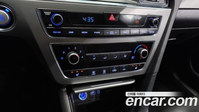 Hyundai Sonata 2016 — photo 16
