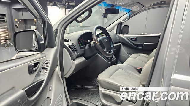 Hyundai Starex 2016 — photo 10