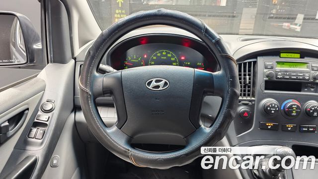 Hyundai Starex 2016 — photo 13