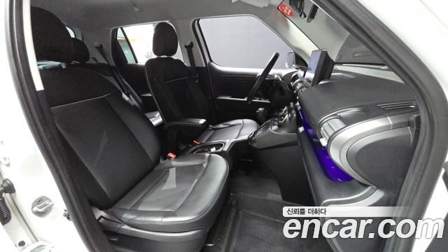Hyundai Casper 2023 — photo 17