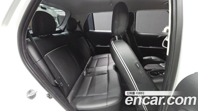 Hyundai Casper 2023 — photo 18