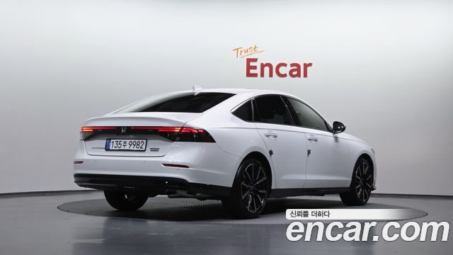 Honda Accord 2024 — photo 2