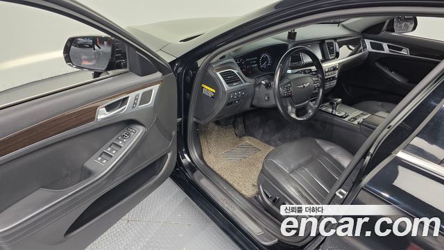 Genesis G80 2017 — photo 10