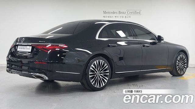 Mercedes-Benz S-Class 2023 — photo 2