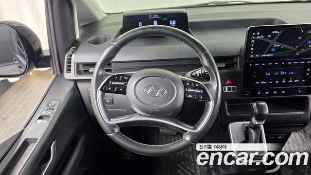 Hyundai Staria 2022 — photo 12