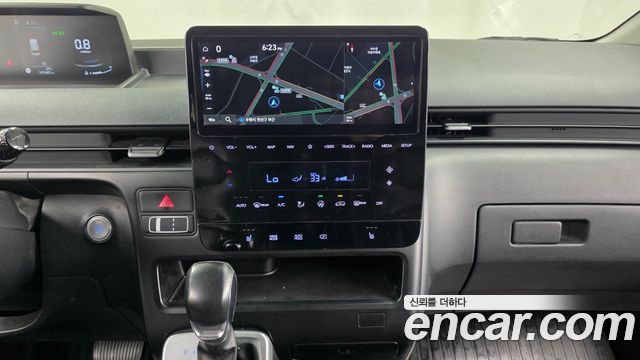 Hyundai Staria 2022 — photo 13