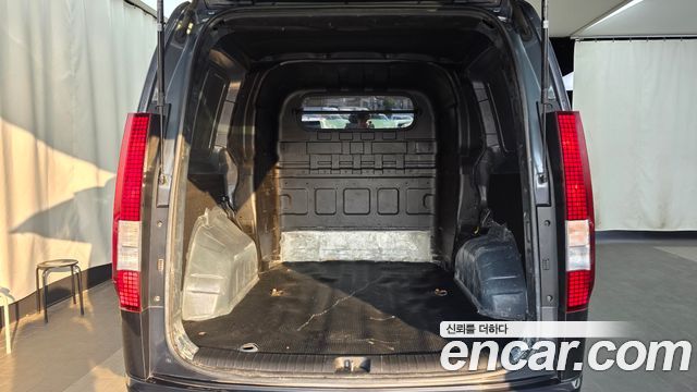 Hyundai Staria 2022 — photo 20