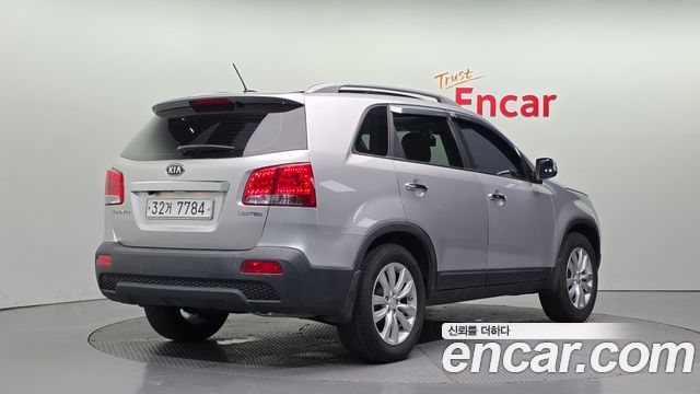 Kia Sorento 2010 — photo 2