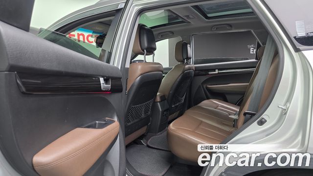 Kia Sorento 2010 — photo 18