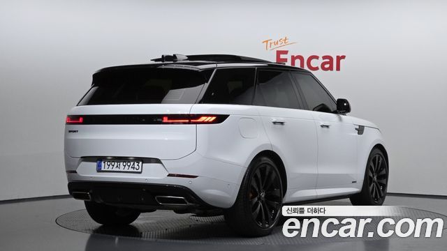 Land Rover Range Rover Sport 2025 — photo 2