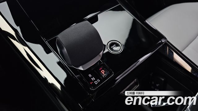 Land Rover Range Rover Sport 2025 — photo 12