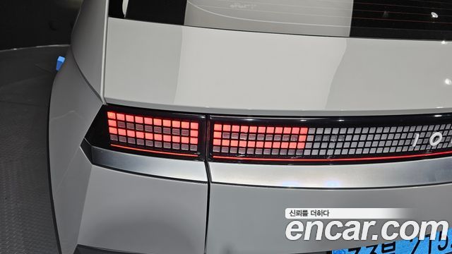 Hyundai Ioniq5 2022 — photo 9