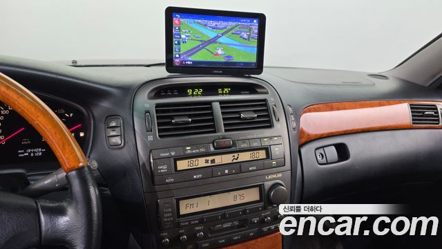 Lexus LS 2003 — photo 12