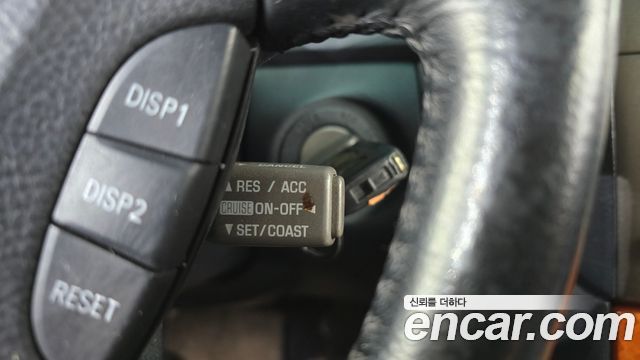 Lexus LS 2003 — photo 19