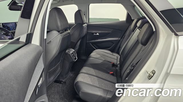 Peugeot 3008 2020 — photo 18