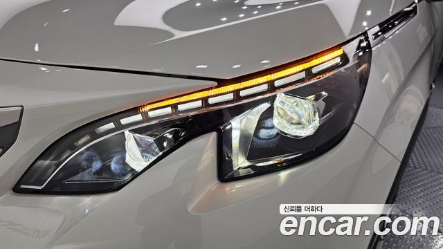 Peugeot 3008 2020 — photo 8