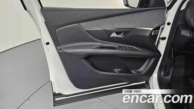 Peugeot 3008 2020 — photo 14