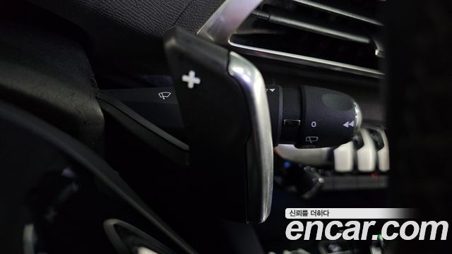 Peugeot 3008 2020 — photo 27
