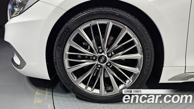 Hyundai Grandeur 2017 — photo 5