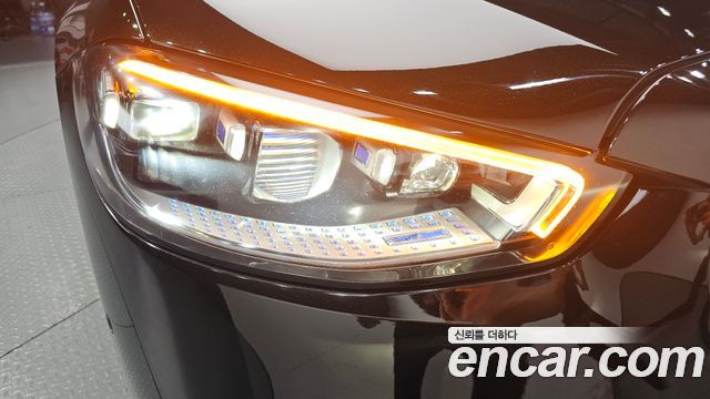 Mercedes-Benz S-Class 2022 — photo 8