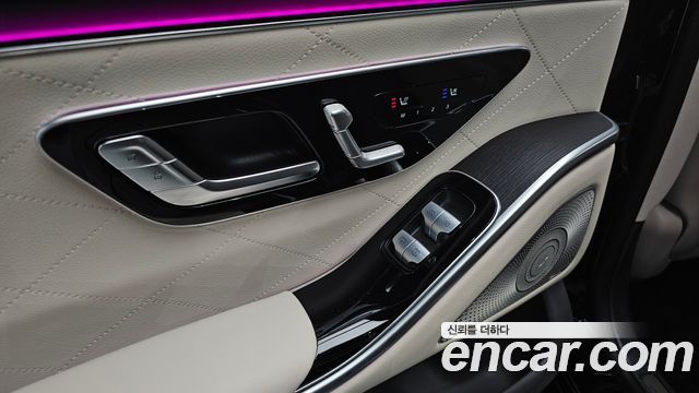 Mercedes-Benz S-Class 2022 — photo 29