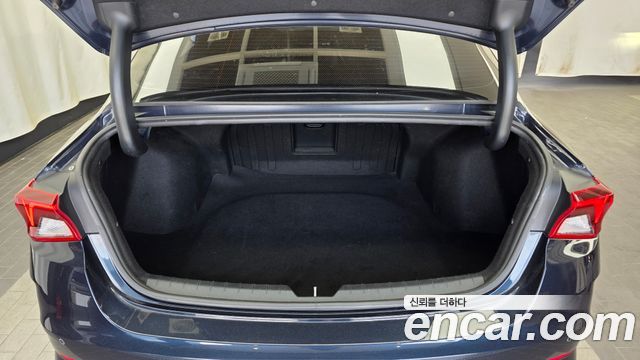 Kia K5 2020 — photo 20