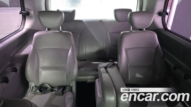 Hyundai Starex 2012 — photo 12
