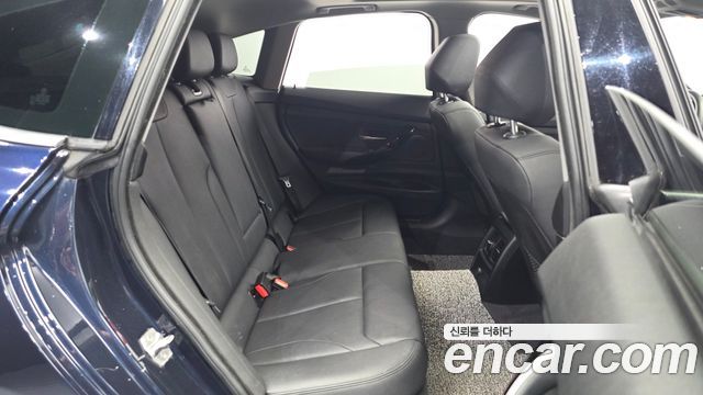 BMW Gran Turismo 2021 — photo 12