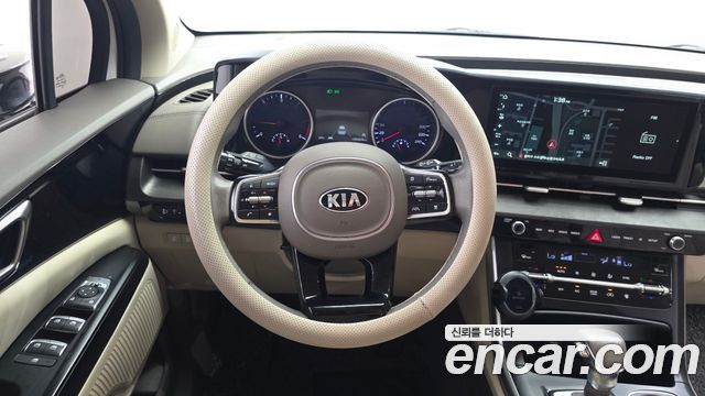 Kia Canival 2021 — photo 20