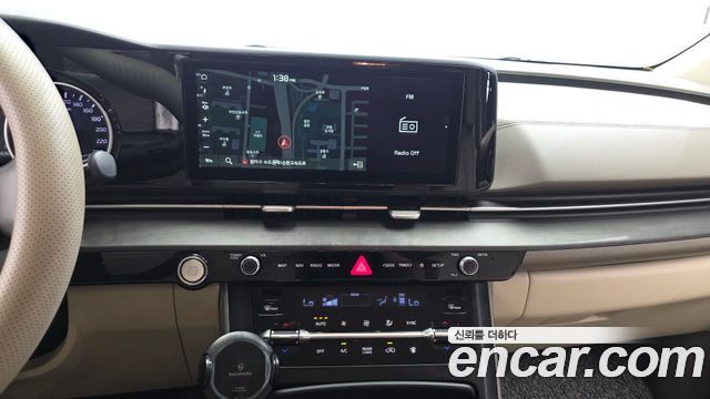 Kia Canival 2021 — photo 21