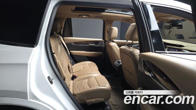Cadillac XT6 2020 — photo 12