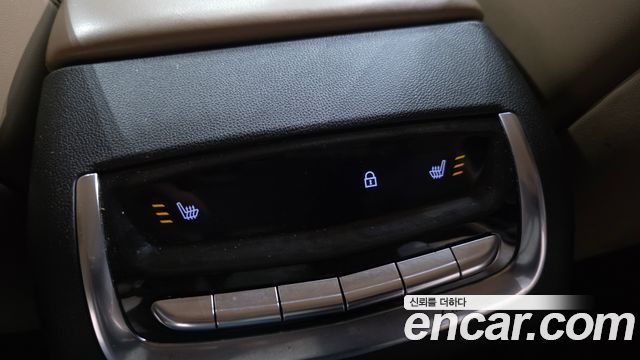 Cadillac XT6 2020 — photo 18